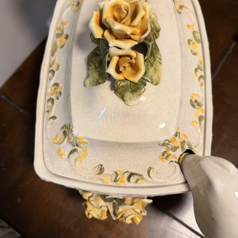 Ornate Ceramic Floral Soup Tureen Bowl With Lid Ladle Yellow Rose Rococo 10x13